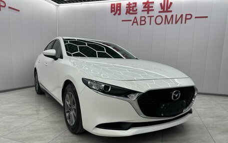 Mazda 3, 2022 год, 1 710 000 рублей, 2 фотография