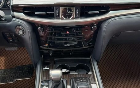 Lexus LX III, 2020 год, 10 250 000 рублей, 31 фотография