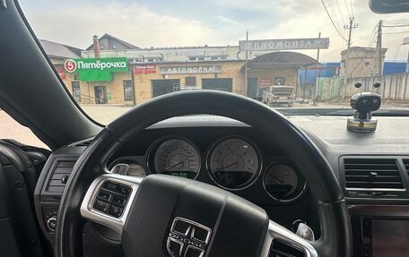 Dodge Challenger III рестайлинг 2, 2013 год, 3 350 000 рублей, 7 фотография