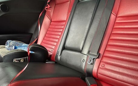 Dodge Challenger III рестайлинг 2, 2013 год, 3 350 000 рублей, 10 фотография