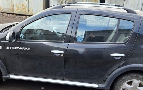 Renault Sandero I, 2012 год, 700 000 рублей, 4 фотография