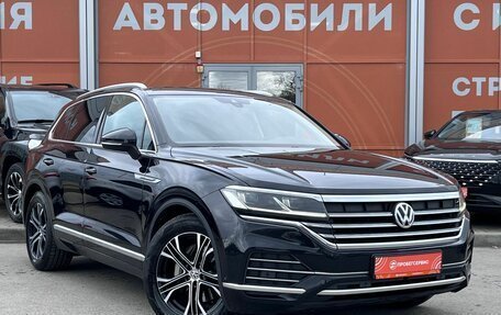 Volkswagen Touareg III, 2020 год, 4 990 000 рублей, 2 фотография