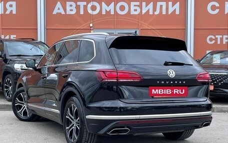 Volkswagen Touareg III, 2020 год, 4 990 000 рублей, 6 фотография