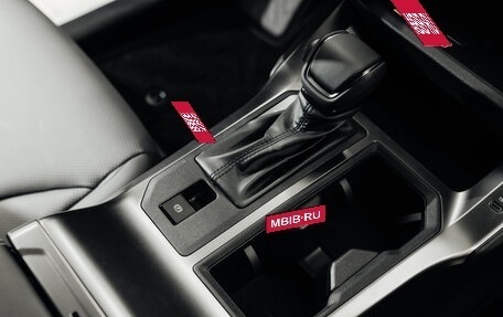 Toyota RAV4, 2025 год, 4 940 000 рублей, 20 фотография