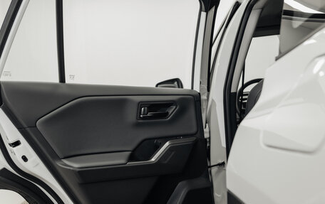 Toyota RAV4, 2025 год, 4 940 000 рублей, 32 фотография