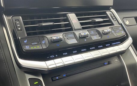 Toyota Land Cruiser, 2025 год, 15 600 000 рублей, 19 фотография