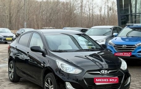 Hyundai Solaris II рестайлинг, 2012 год, 750 000 рублей, 2 фотография