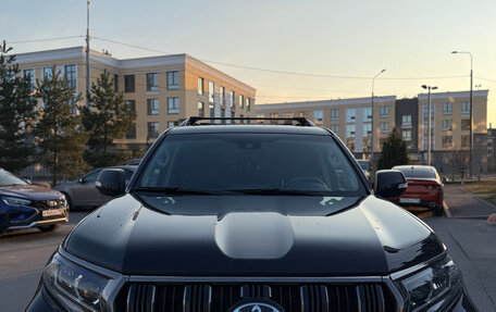 Toyota Land Cruiser Prado 150 рестайлинг 2, 2021 год, 5 200 000 рублей, 1 фотография