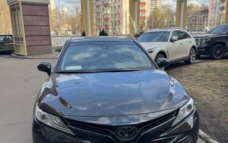 Toyota Camry, 2020 год, 3 400 000 рублей, 1 фотография
