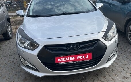 Hyundai i40 I рестайлинг, 2013 год, 999 999 рублей, 1 фотография