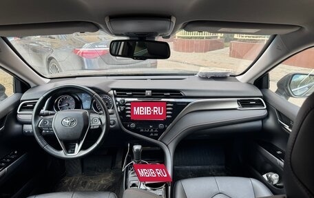 Toyota Camry, 2020 год, 3 400 000 рублей, 5 фотография