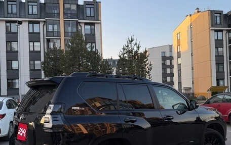 Toyota Land Cruiser Prado 150 рестайлинг 2, 2021 год, 5 200 000 рублей, 3 фотография