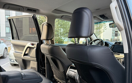 Toyota Land Cruiser Prado 150 рестайлинг 2, 2021 год, 5 200 000 рублей, 17 фотография