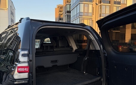 Toyota Land Cruiser Prado 150 рестайлинг 2, 2021 год, 5 200 000 рублей, 9 фотография