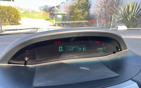 Toyota Yaris III рестайлинг, 2008 год, 580 000 рублей, 9 фотография