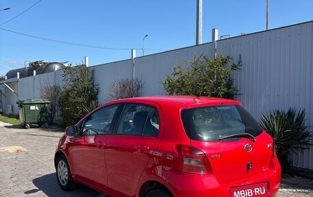 Toyota Yaris III рестайлинг, 2008 год, 580 000 рублей, 6 фотография