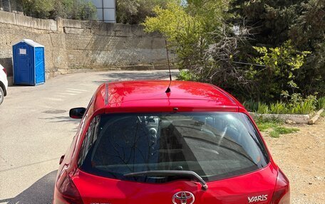 Toyota Yaris III рестайлинг, 2008 год, 580 000 рублей, 19 фотография