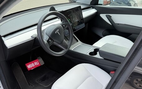 Tesla Model Y I, 2021 год, 3 900 000 рублей, 2 фотография