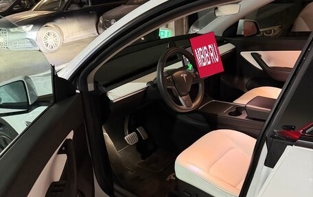 Tesla Model Y I, 2021 год, 3 900 000 рублей, 7 фотография