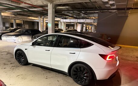 Tesla Model Y I, 2021 год, 3 900 000 рублей, 12 фотография