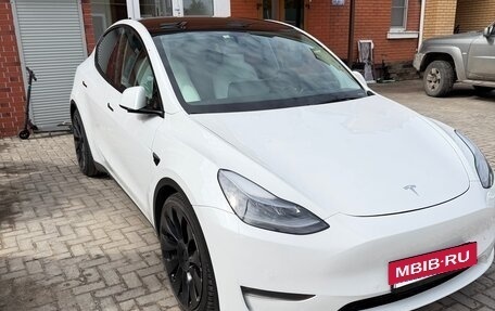 Tesla Model Y I, 2021 год, 3 900 000 рублей, 5 фотография