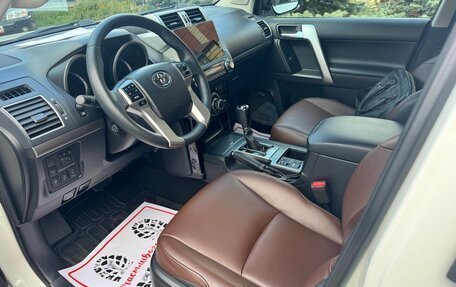 Toyota Land Cruiser Prado 150 рестайлинг 2, 2015 год, 4 250 000 рублей, 5 фотография