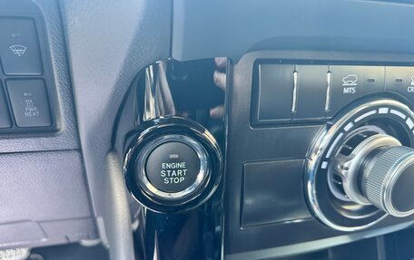 Toyota Land Cruiser Prado 150 рестайлинг 2, 2015 год, 4 250 000 рублей, 16 фотография