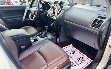 Toyota Land Cruiser Prado 150 рестайлинг 2, 2015 год, 4 250 000 рублей, 10 фотография