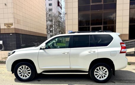Toyota Land Cruiser Prado 150 рестайлинг 2, 2015 год, 4 250 000 рублей, 24 фотография