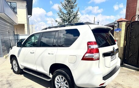 Toyota Land Cruiser Prado 150 рестайлинг 2, 2015 год, 4 250 000 рублей, 27 фотография