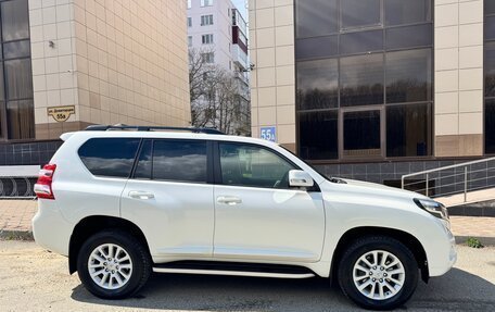 Toyota Land Cruiser Prado 150 рестайлинг 2, 2015 год, 4 250 000 рублей, 25 фотография