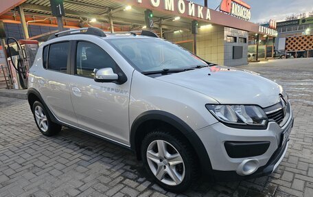 Renault Sandero II рестайлинг, 2017 год, 1 100 000 рублей, 2 фотография