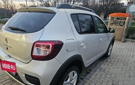 Renault Sandero II рестайлинг, 2017 год, 1 100 000 рублей, 4 фотография