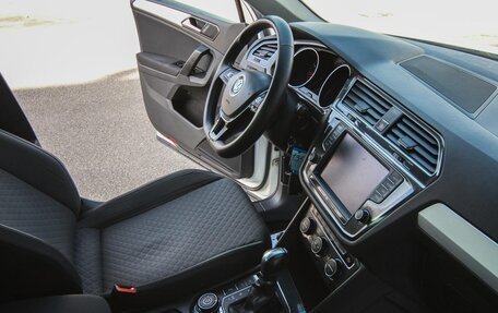 Volkswagen Tiguan II, 2017 год, 2 099 000 рублей, 7 фотография