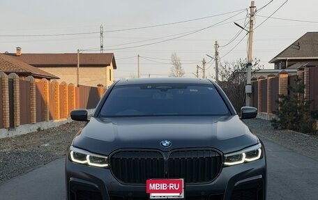 BMW 7 серия, 2019 год, 4 700 000 рублей, 3 фотография