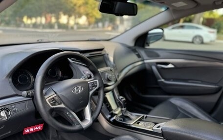 Hyundai i40 I рестайлинг, 2013 год, 999 999 рублей, 10 фотография