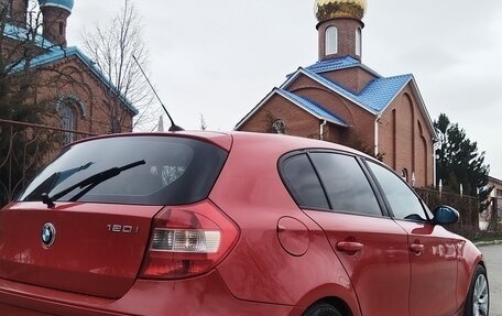 BMW 1 серия, 2006 год, 720 000 рублей, 2 фотография