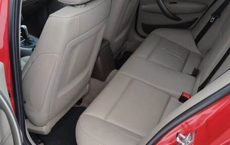 BMW 1 серия, 2006 год, 720 000 рублей, 15 фотография