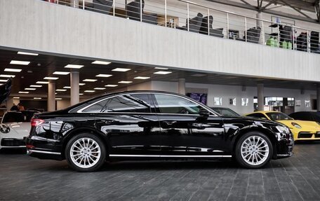 Audi A8, 2018 год, 4 950 000 рублей, 4 фотография