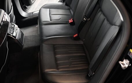 Audi A8, 2018 год, 4 950 000 рублей, 14 фотография