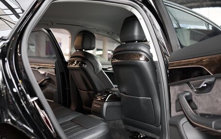 Audi A8, 2018 год, 4 950 000 рублей, 13 фотография