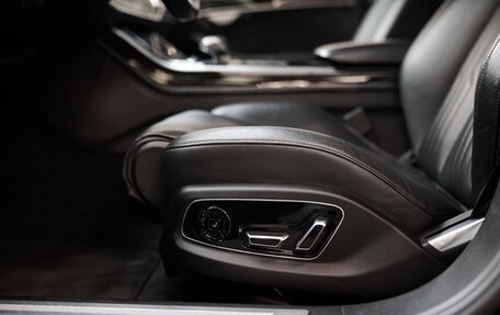 Audi A8, 2018 год, 4 950 000 рублей, 12 фотография