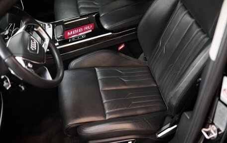 Audi A8, 2018 год, 4 950 000 рублей, 11 фотография