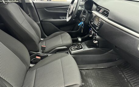 KIA Rio IV, 2020 год, 1 590 000 рублей, 15 фотография