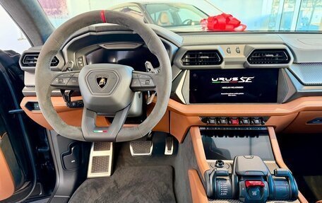 Lamborghini Urus I, 2025 год, 45 290 000 рублей, 9 фотография