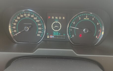 Jaguar XF I рестайлинг, 2014 год, 1 290 000 рублей, 8 фотография