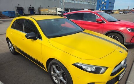 Mercedes-Benz A-Класс, 2019 год, 2 250 000 рублей, 3 фотография