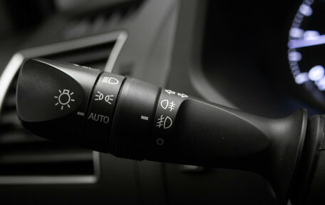 Toyota Land Cruiser Prado 150 рестайлинг 2, 2021 год, 6 490 000 рублей, 12 фотография