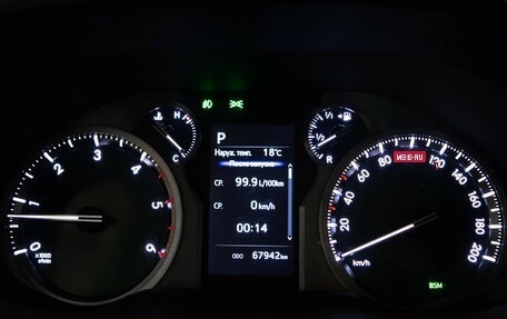 Toyota Land Cruiser Prado 150 рестайлинг 2, 2021 год, 6 490 000 рублей, 10 фотография