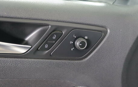 Volkswagen Jetta VI, 2015 год, 1 099 990 рублей, 13 фотография